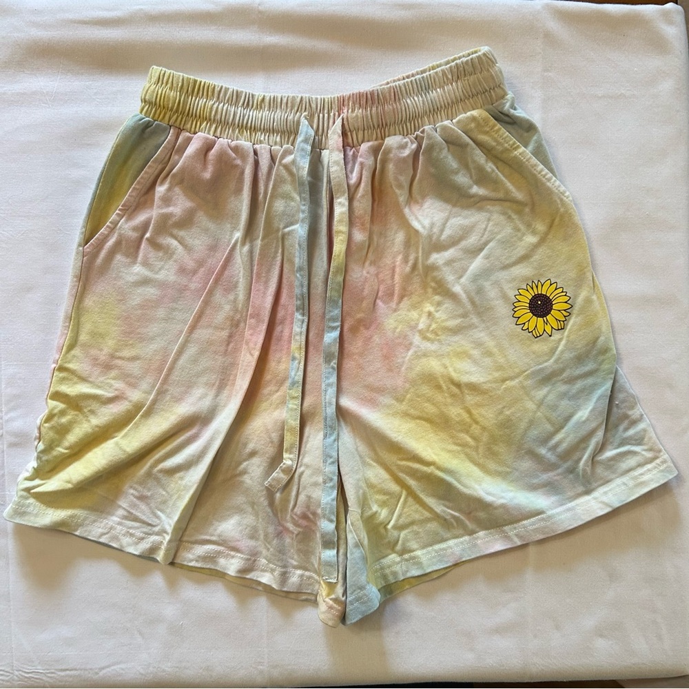 💰3 for $20 - XS Tie-Dye Shorts with Sunflower Patch